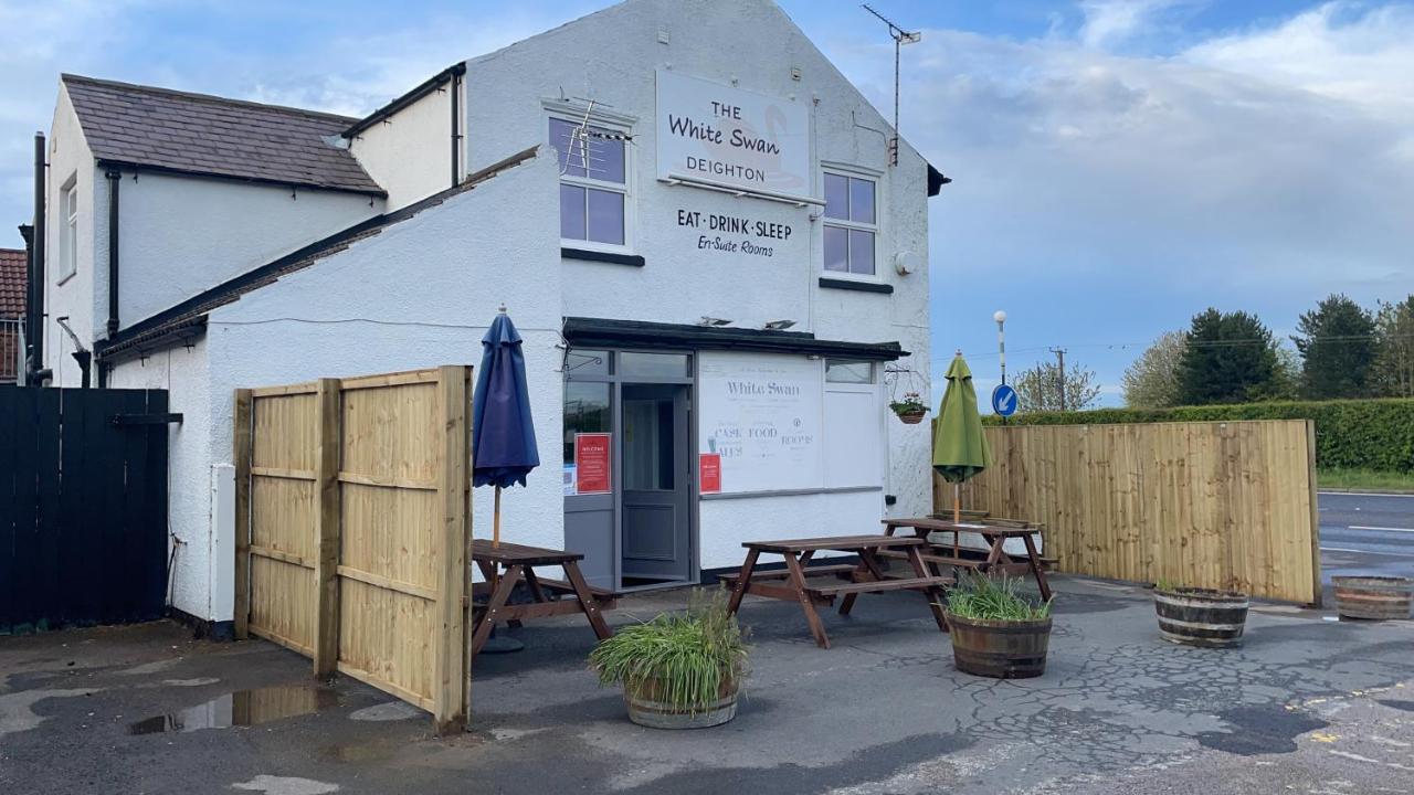 The White Swan Deighton Hotell York Eksteriør bilde